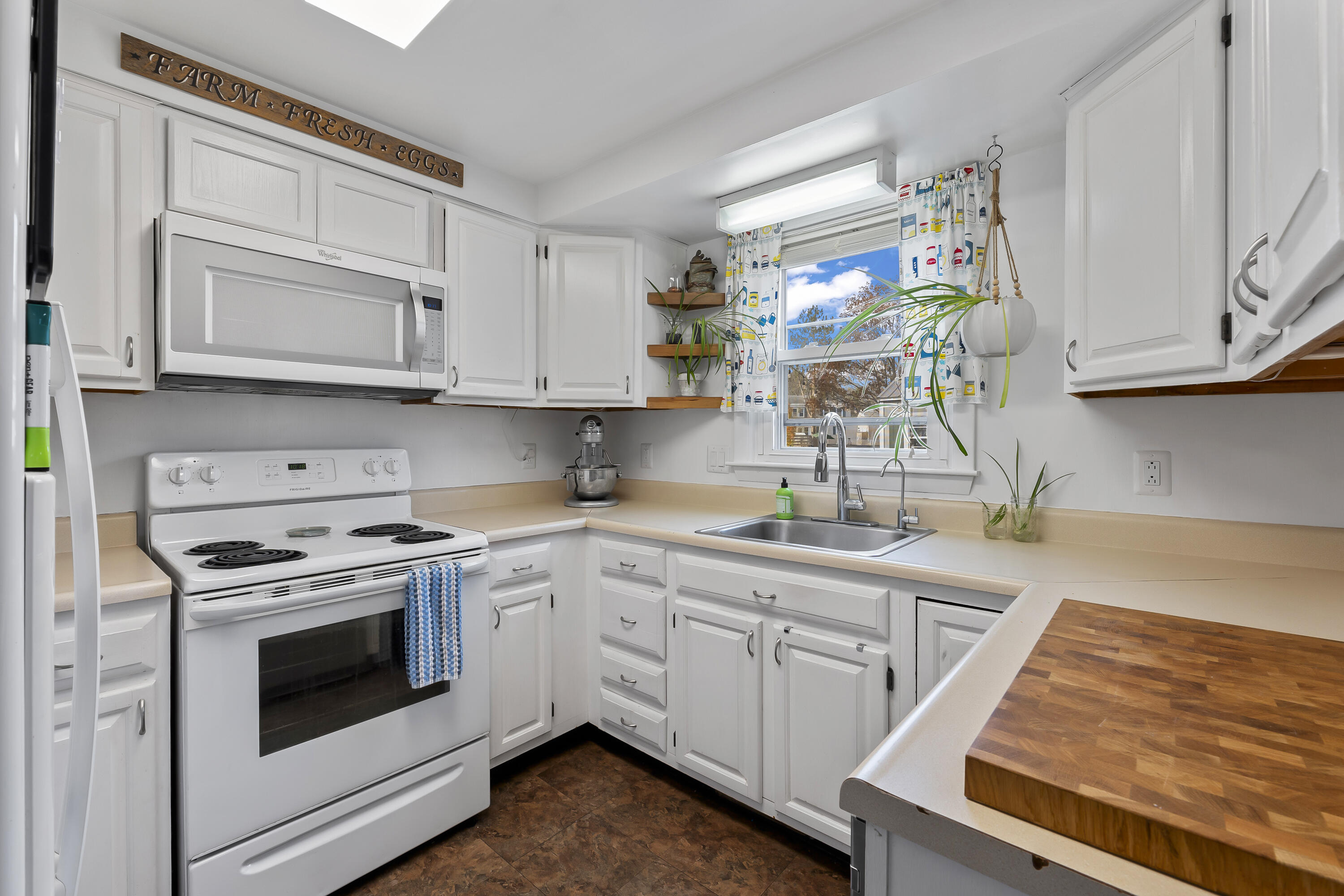 124 Columbia Avenue Brunswick ME 04011