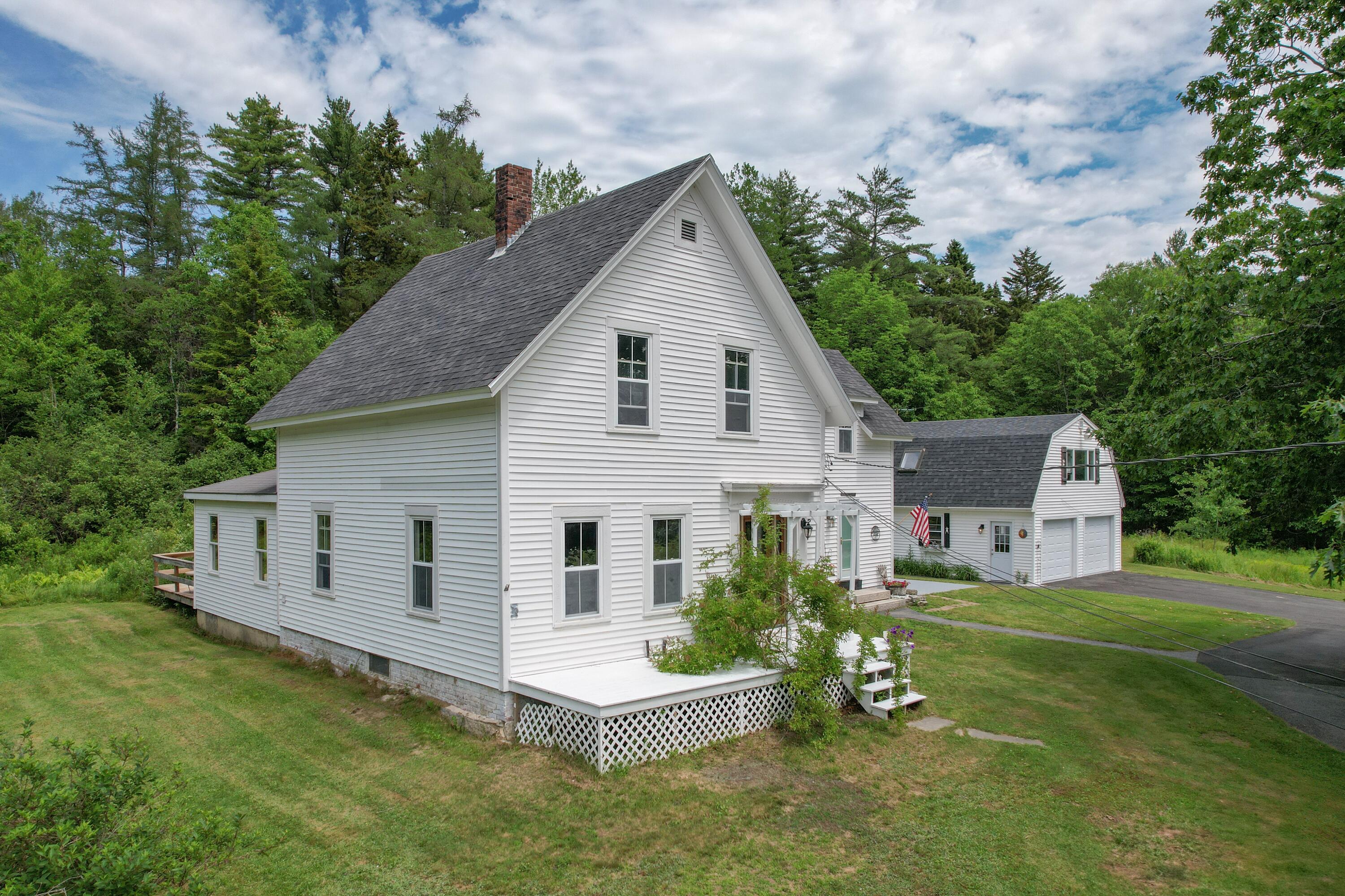 10 Jones Way Sullivan ME 04664