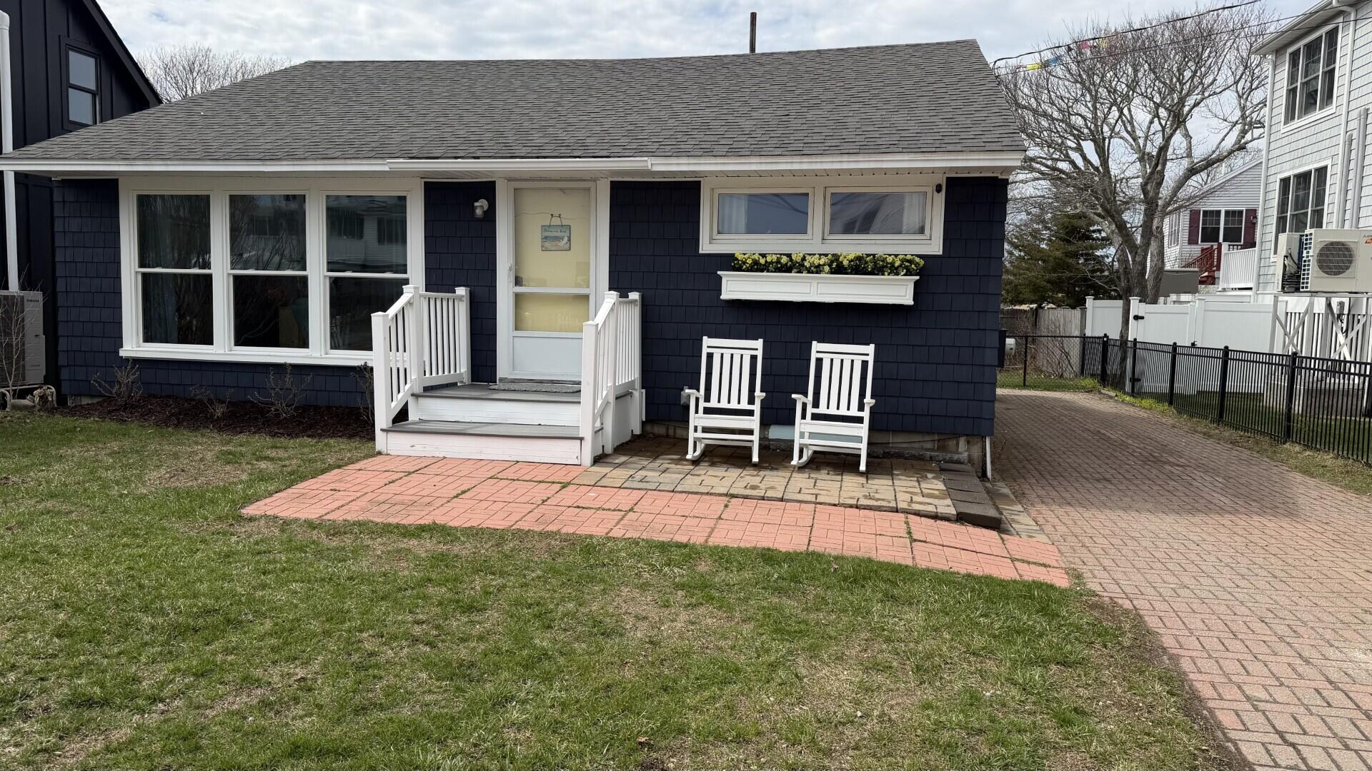 Wells ME, 328 Ocean Avenue