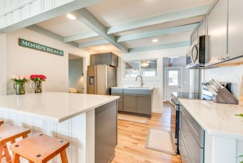 328 Ocean Avenue Wells ME 04090