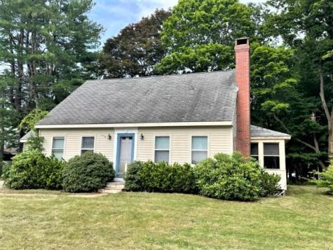 338 York Street York ME 03909