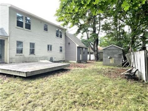 338 York Street York ME 03909