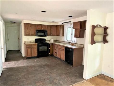 338 York Street York ME 03909