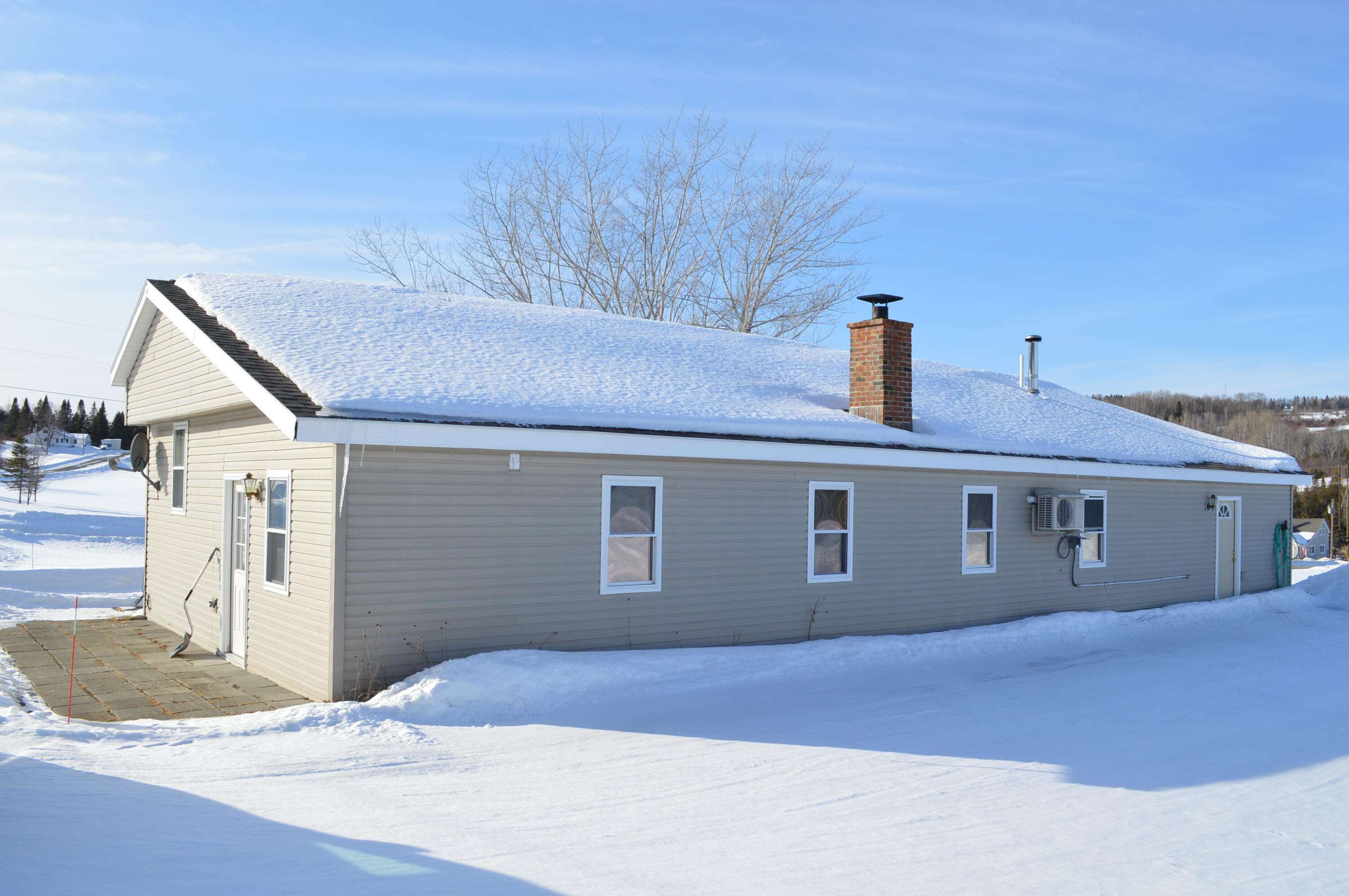 48 Thibeault Road New Canada ME 04743