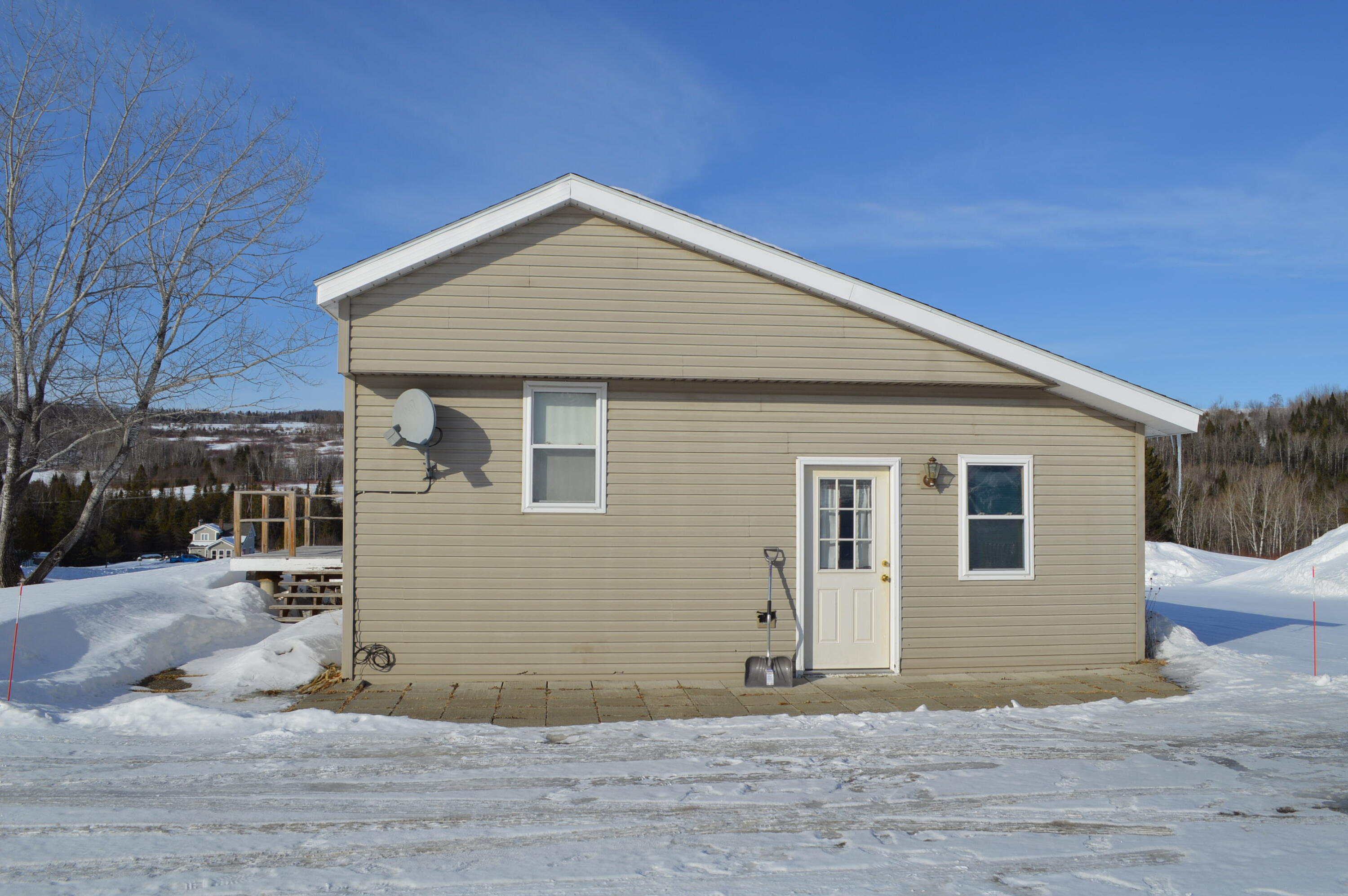 48 Thibeault Road New Canada ME 04743