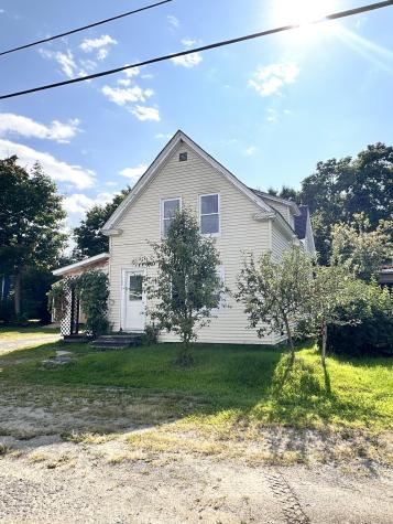 122 Knox Street Millinocket ME 04462