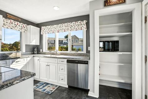 111 Mile Stretch Road Biddeford ME 04005