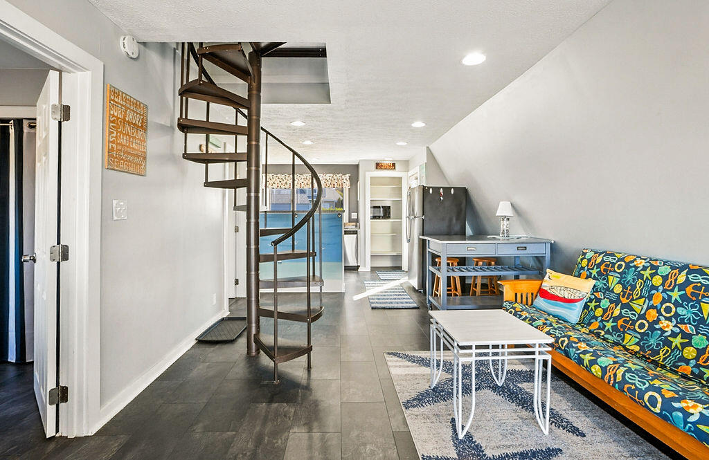 111 Mile Stretch Road Biddeford ME 04005