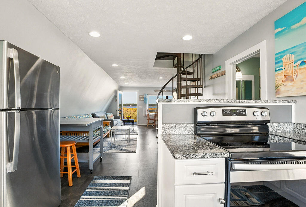 111 Mile Stretch Road Biddeford ME 04005