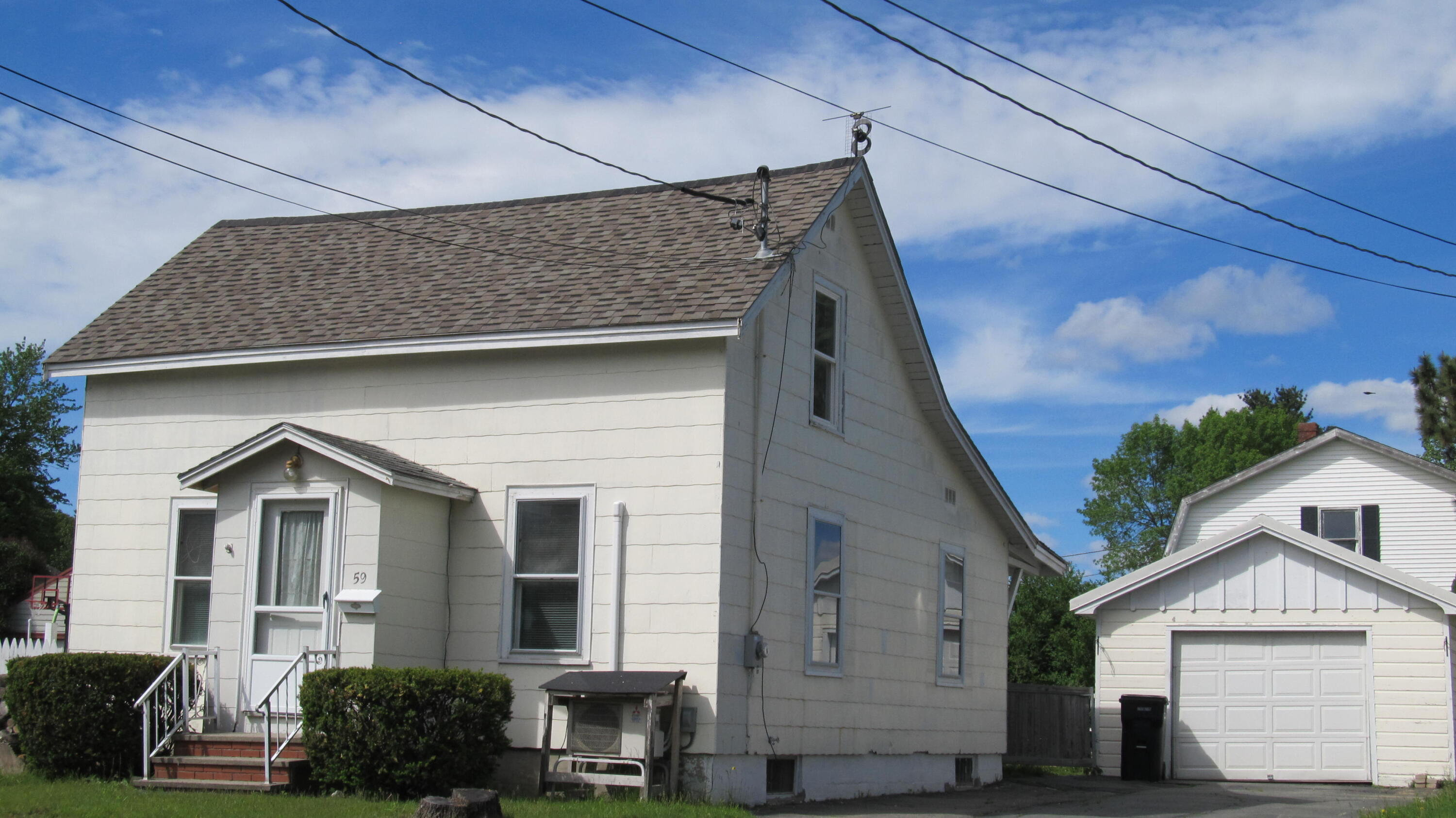 59 Thatcher Street Bangor ME 04401
