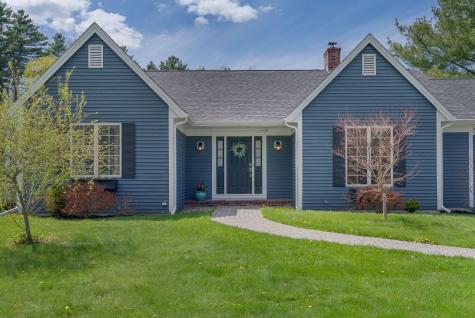 2 Meadow Lane Falmouth ME 04105