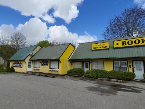 164 W Main Street Searsport ME 04974