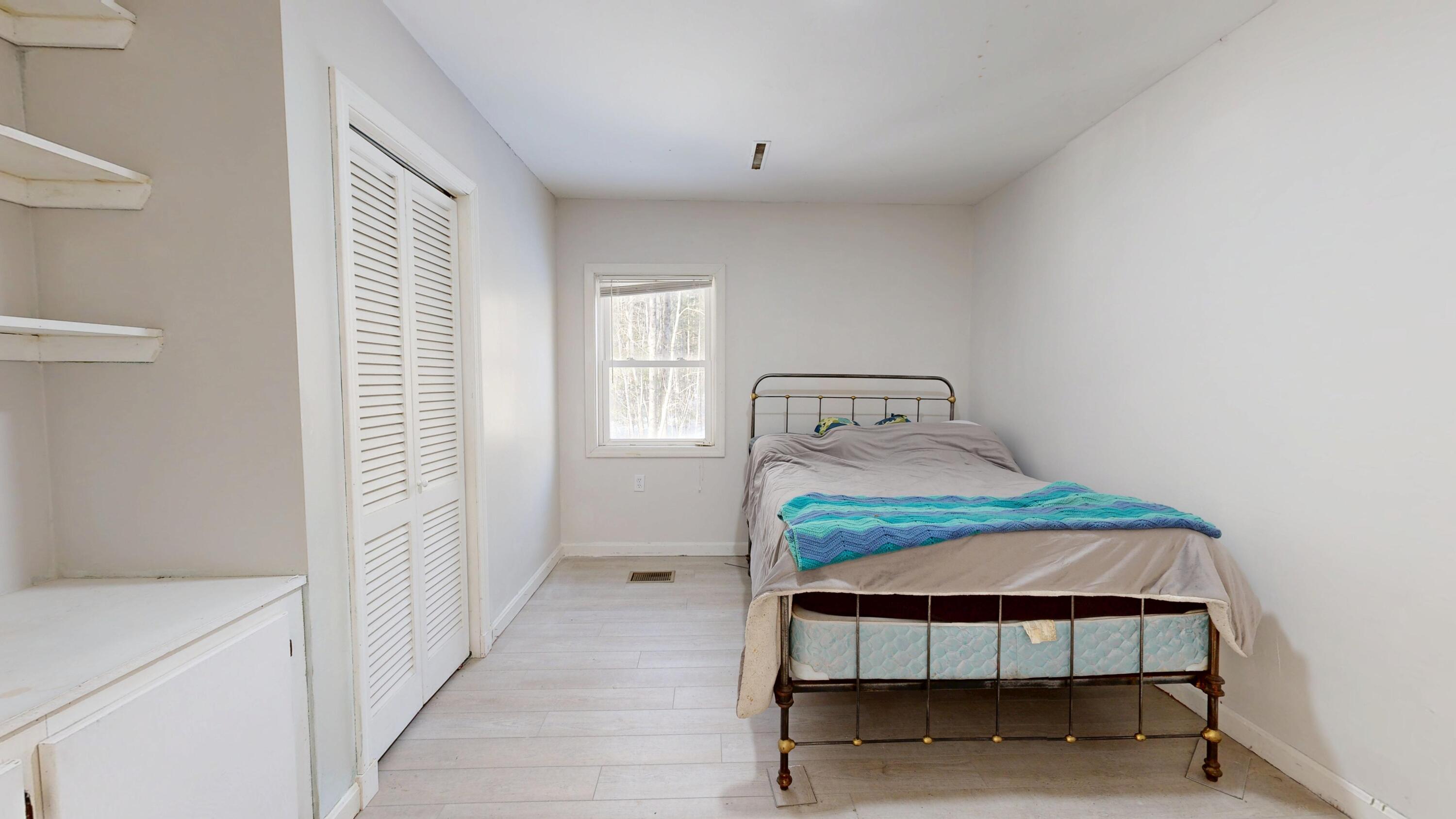 327 Route 135 Monmouth ME 04259