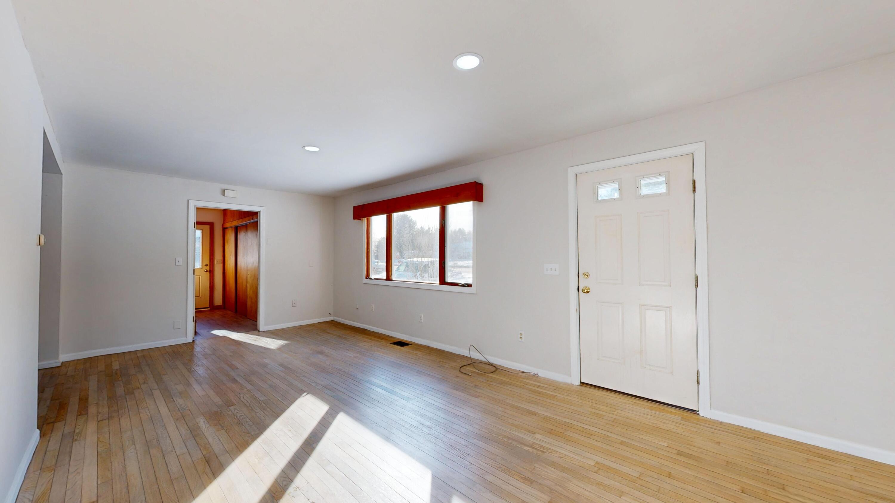 327 Route 135 Monmouth ME 04259