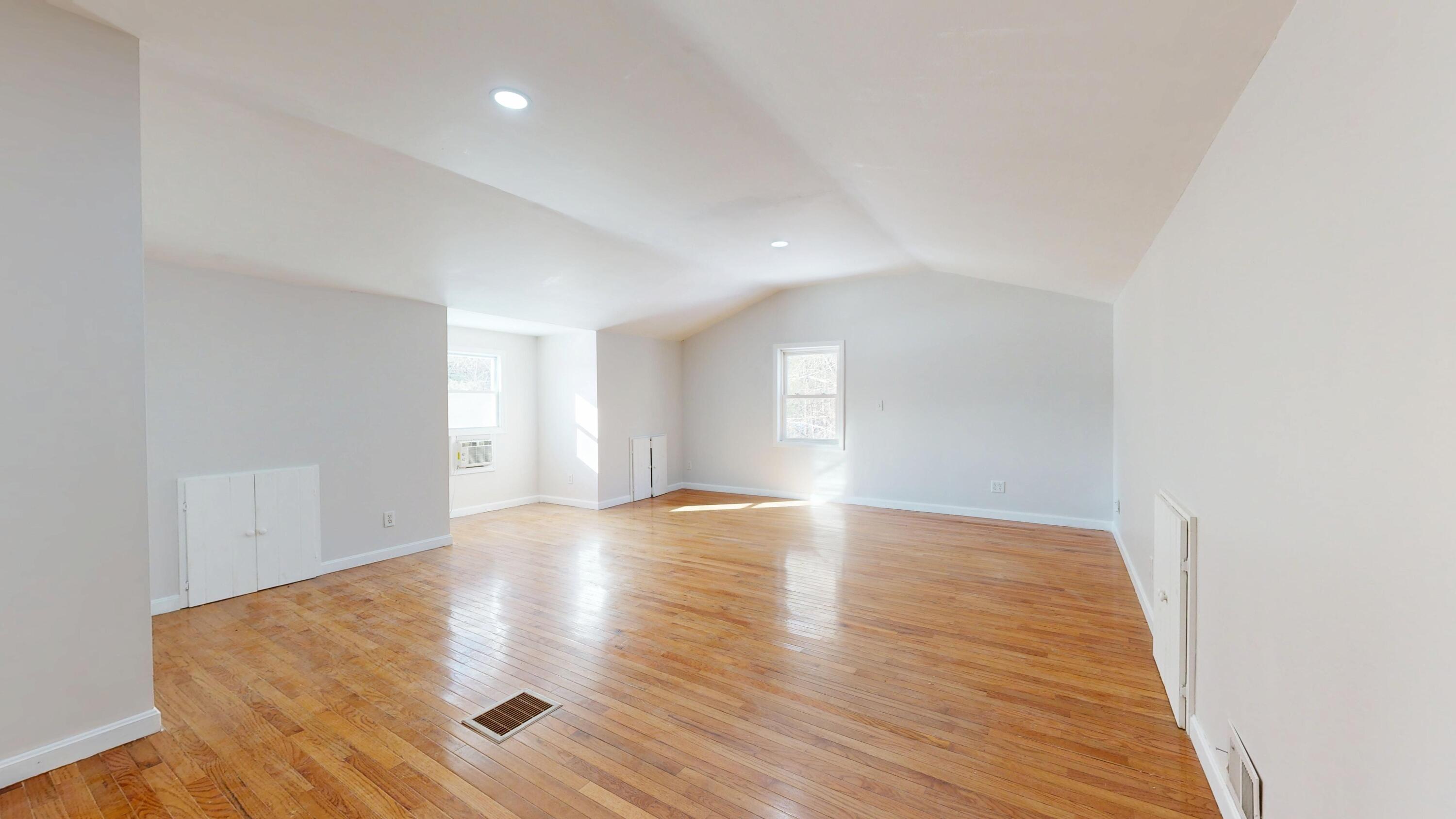 327 Route 135 Monmouth ME 04259
