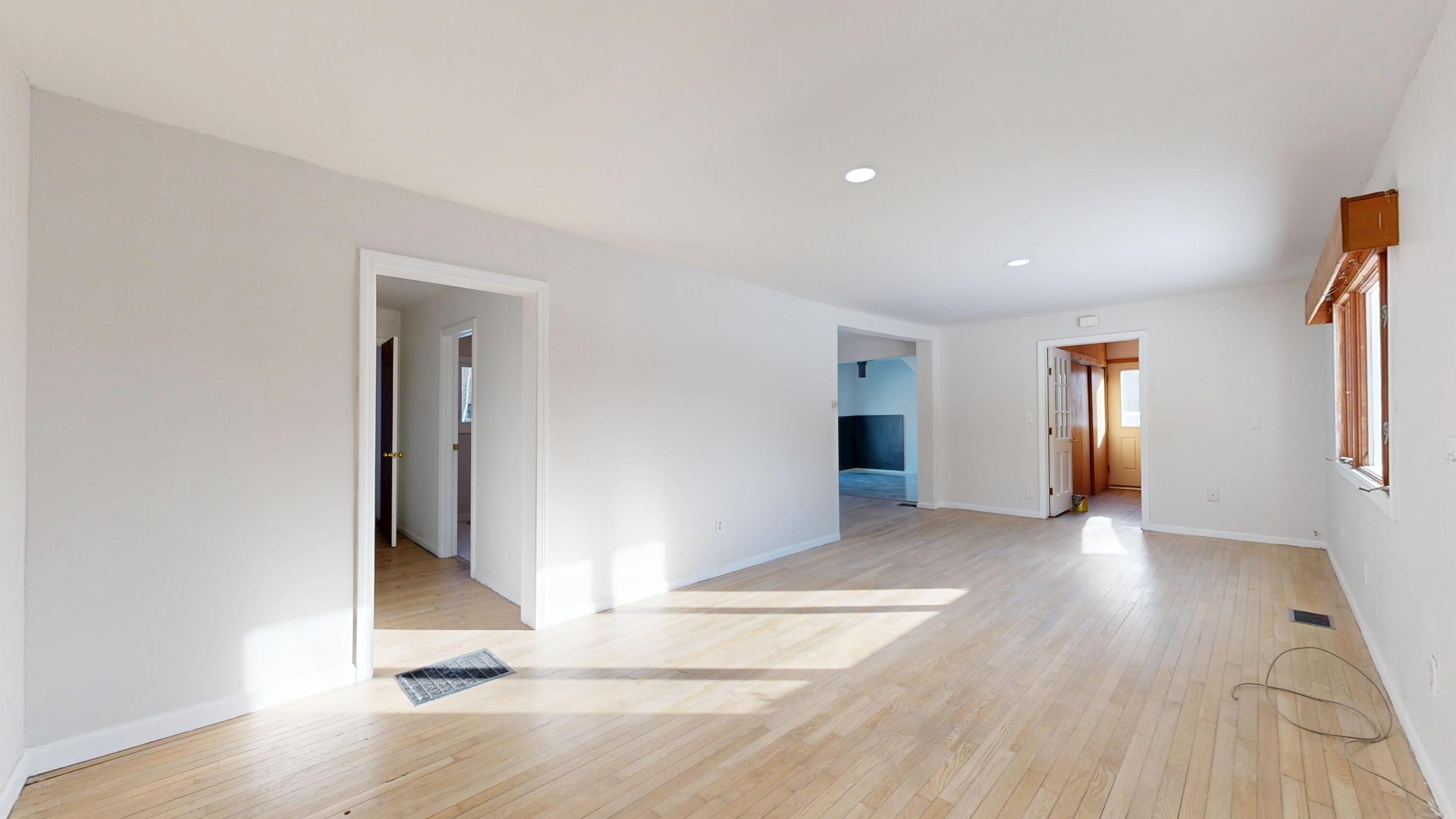 327 Route 135 Monmouth ME 04259