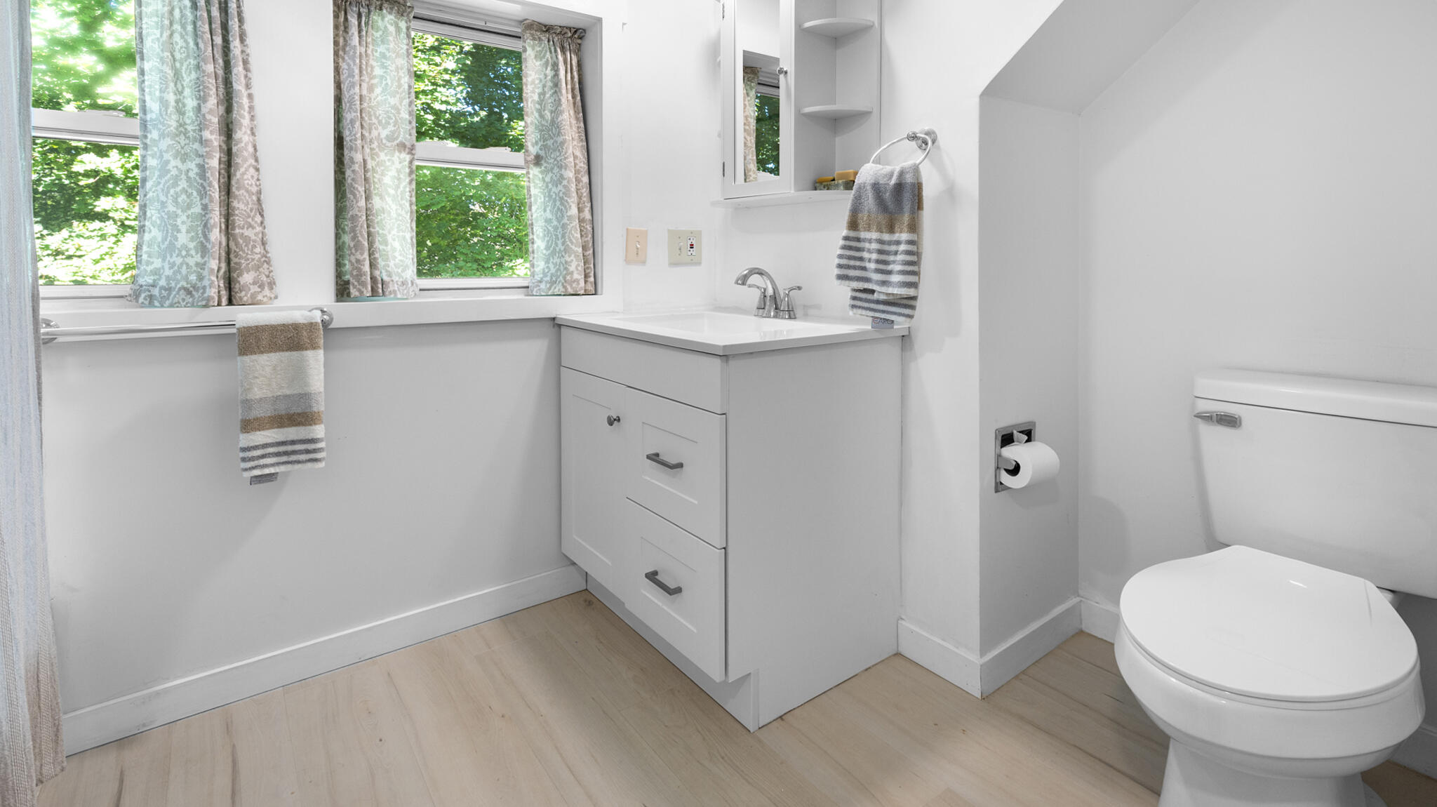 22 Center Street Augusta ME 04330