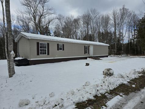 38 Ridge Road Bradford ME 04410