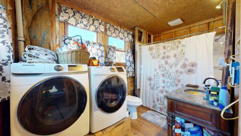 167 E Oxford Road Oxford ME 04270