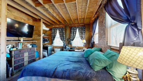 167 E Oxford Road Oxford ME 04270