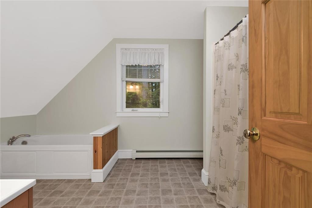 17 Moosewa Trail Otisfield ME 04270