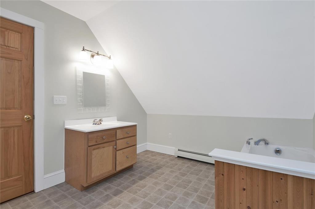 17 Moosewa Trail Otisfield ME 04270