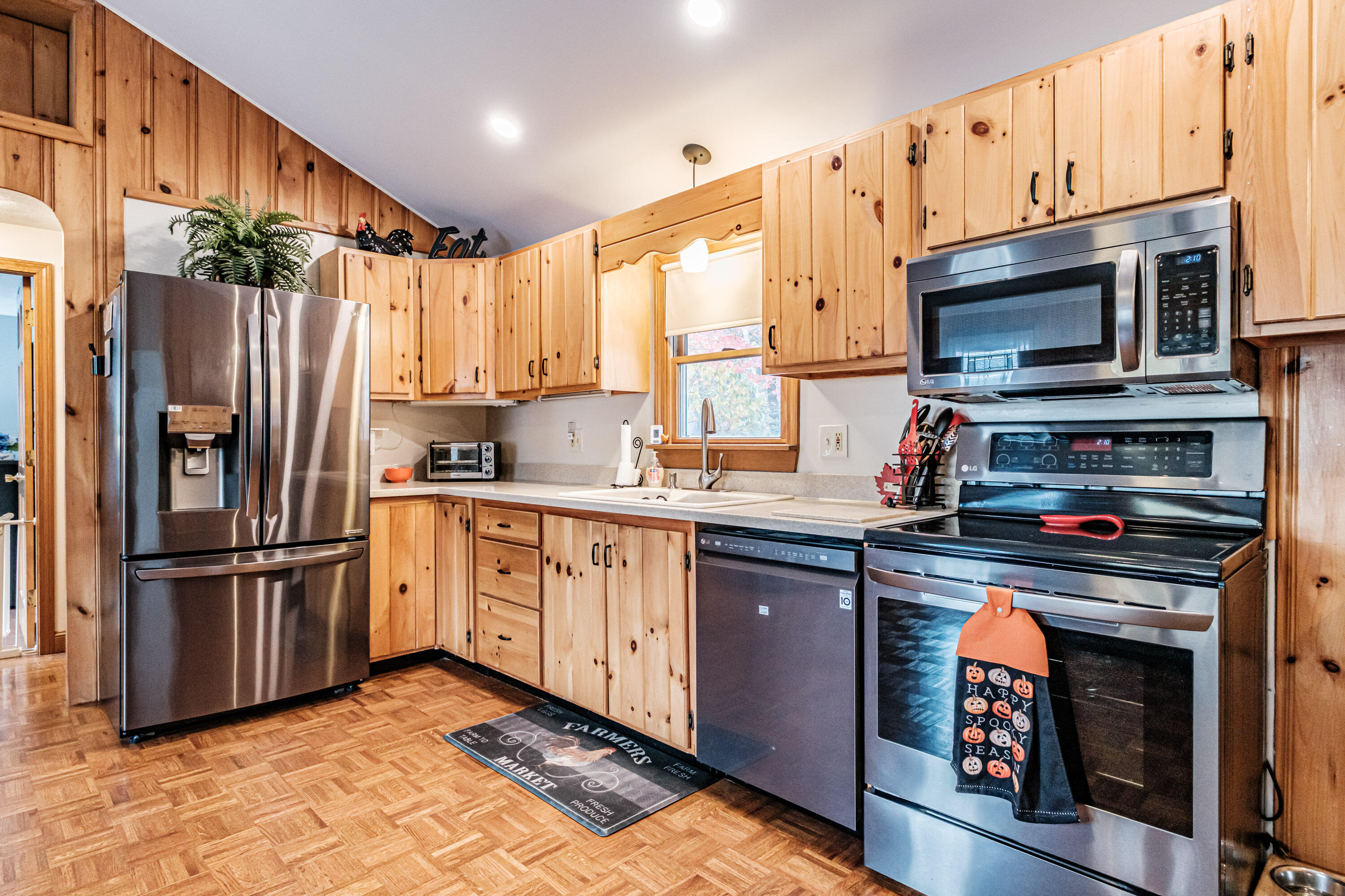 296 Wadleigh Pond Road Lyman ME 04002