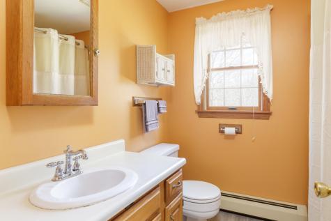 37 Middle Road Kennebunk ME 04043