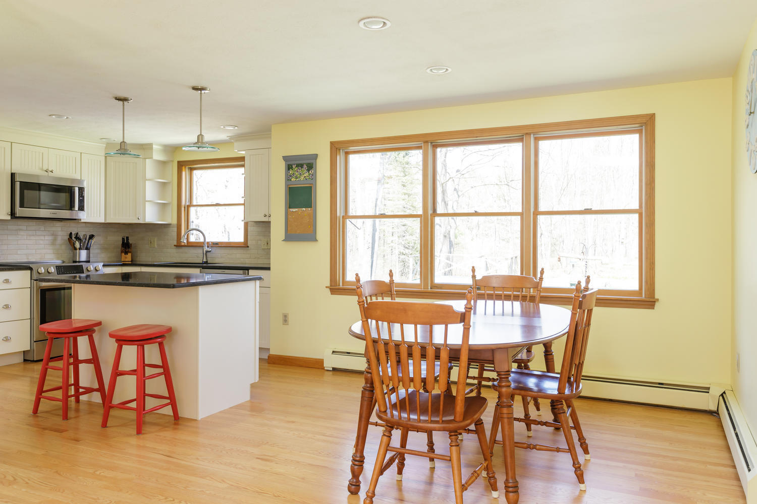 37 Middle Road Kennebunk ME 04043