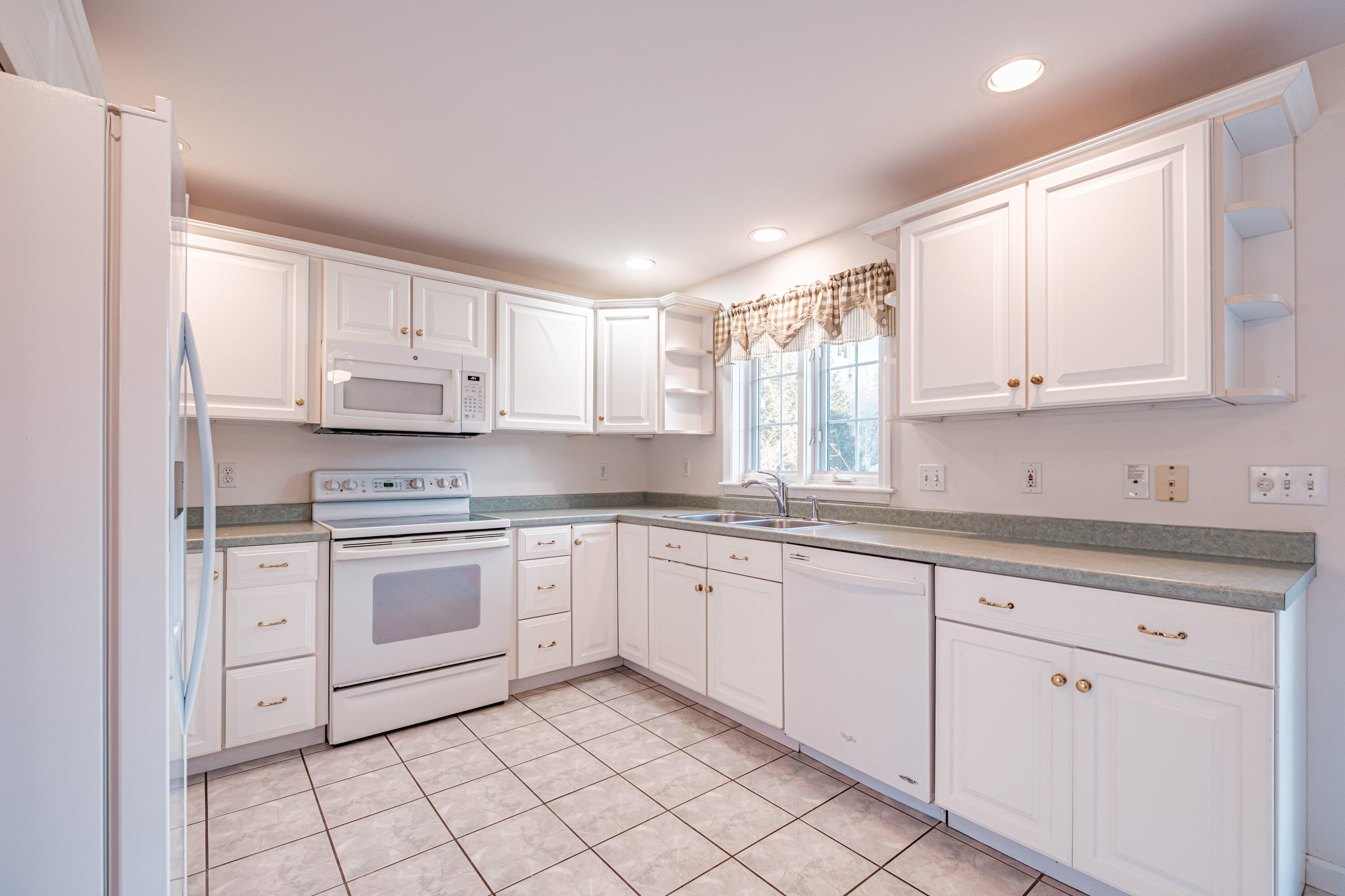 21 Blueberry Drive South Portland ME 04106