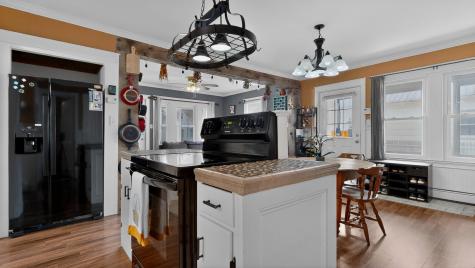 28 Weeman Street Sanford ME 04083