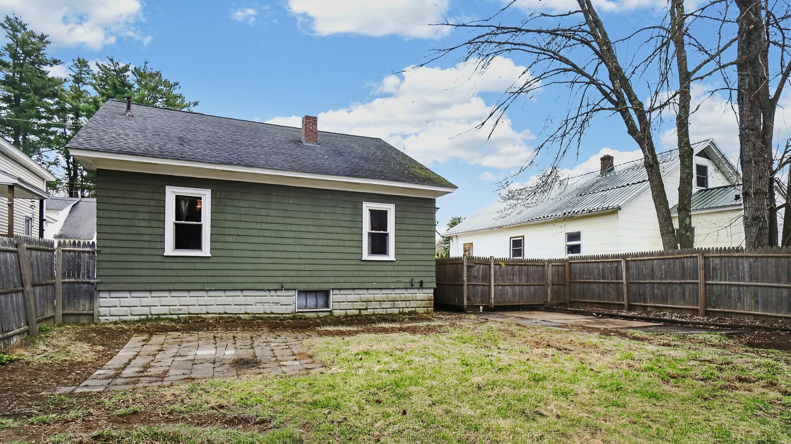 28 Weeman Street Sanford ME 04083