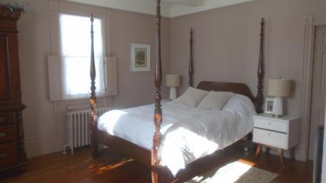 629 W Auburn Road Auburn ME 04210