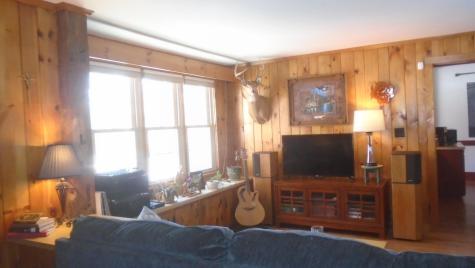 629 W Auburn Road Auburn ME 04210