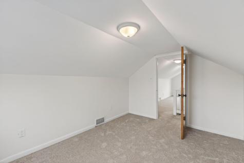 75 Summit Avenue Lewiston ME 04240