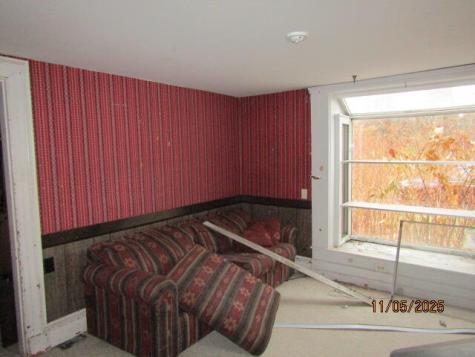288 Shaker Road Gray ME 04039