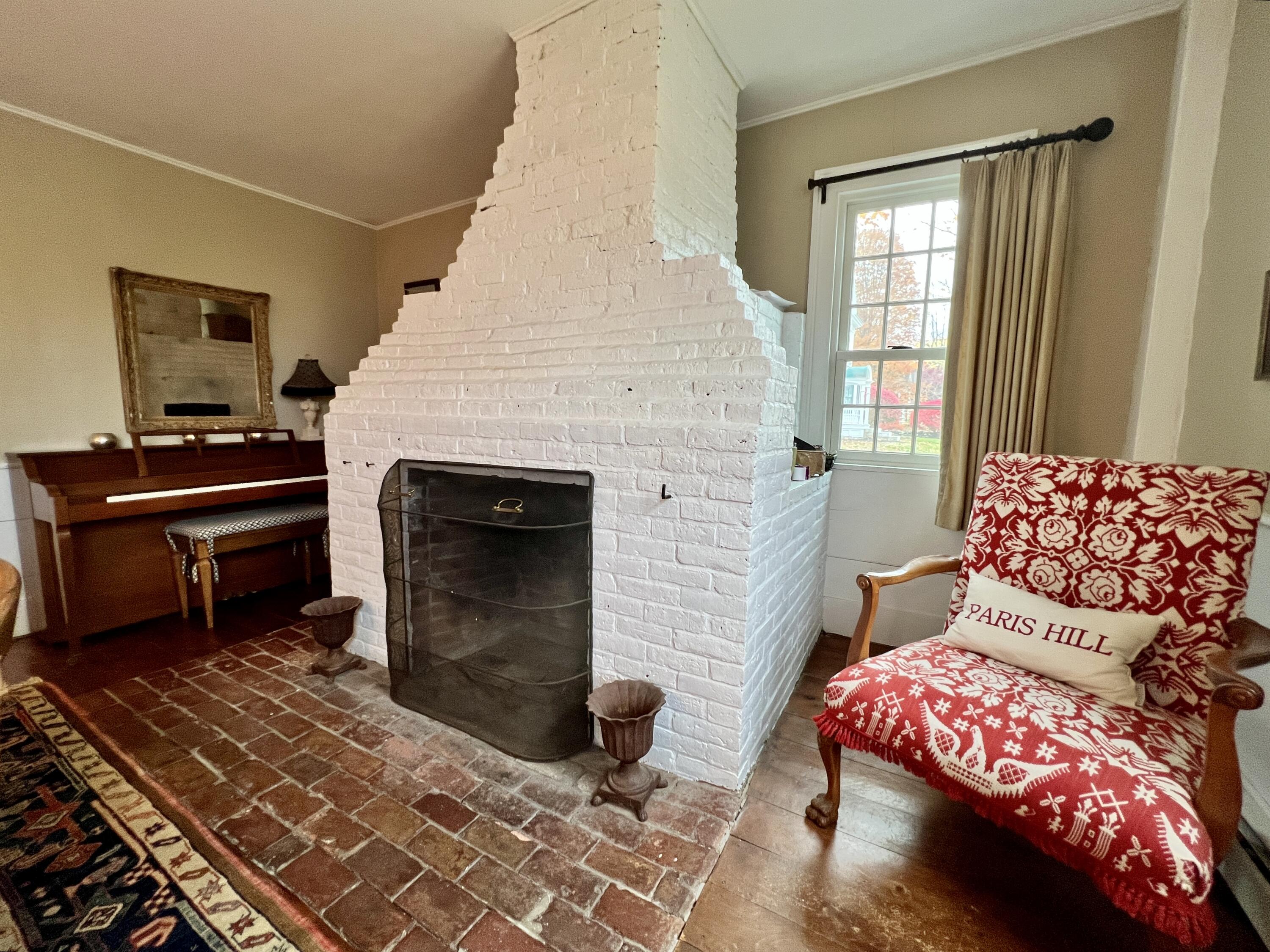 48 Lincoln Street Paris ME 04281