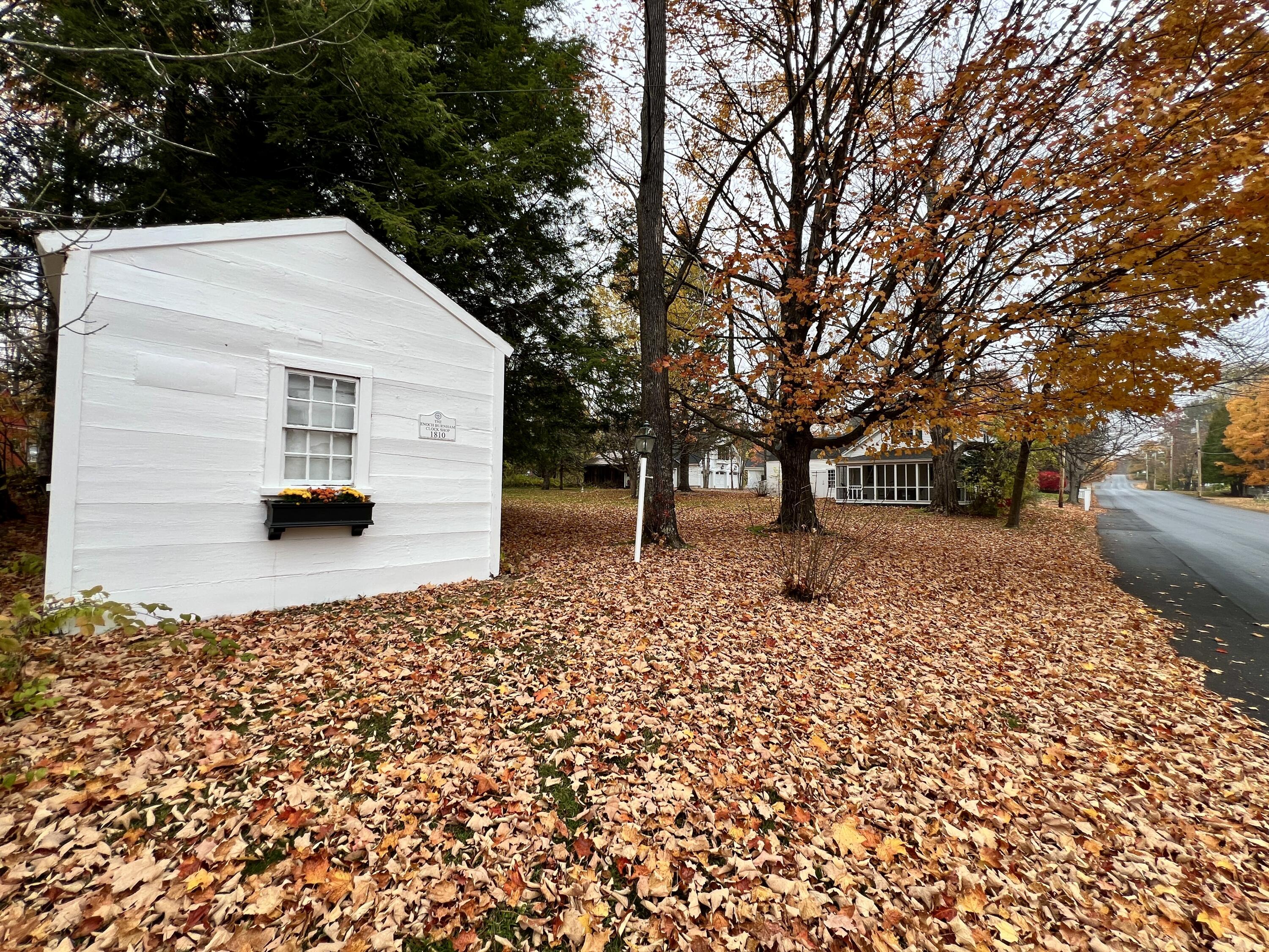 48 Lincoln Street Paris ME 04281