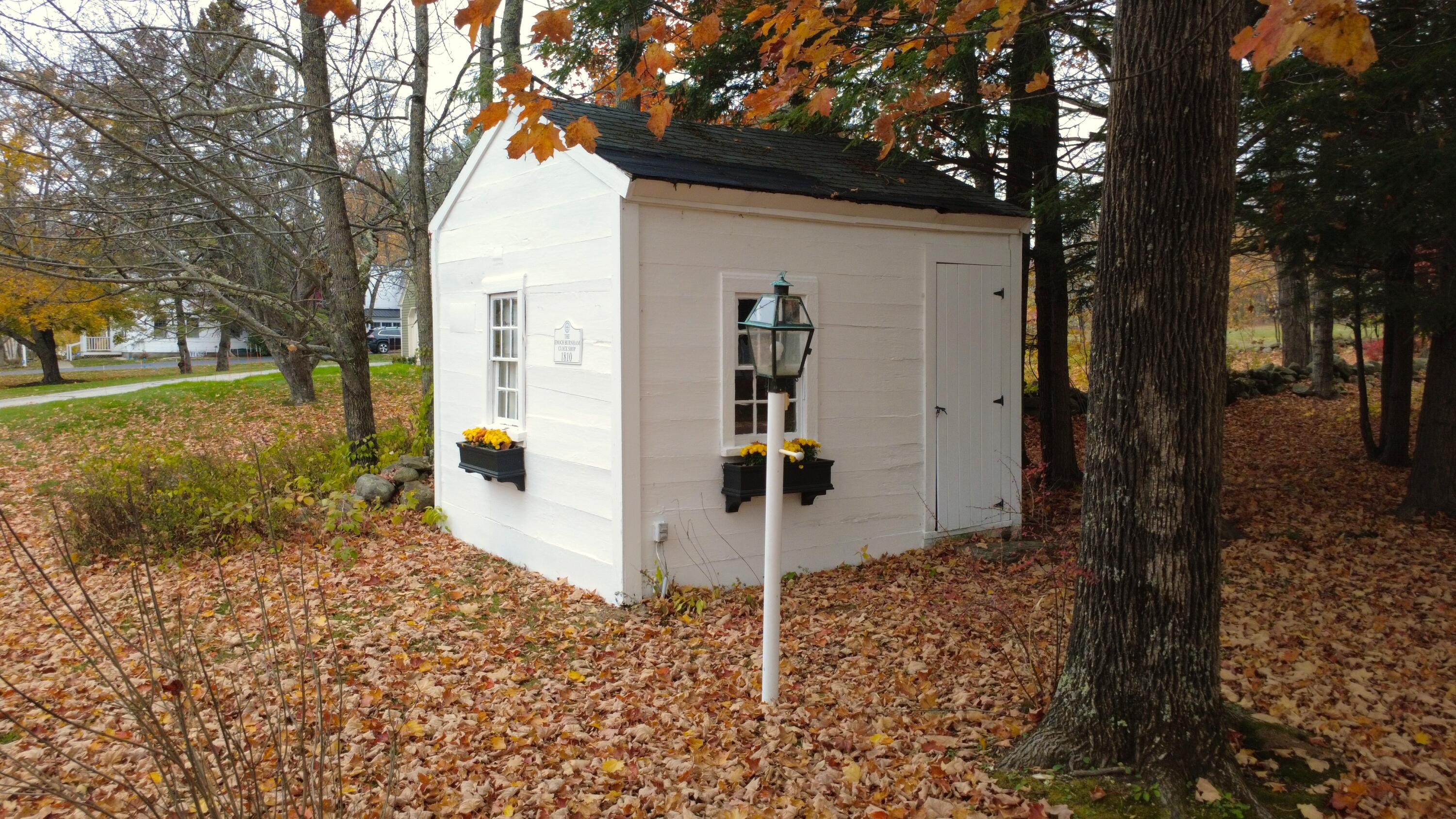 48 Lincoln Street Paris ME 04281