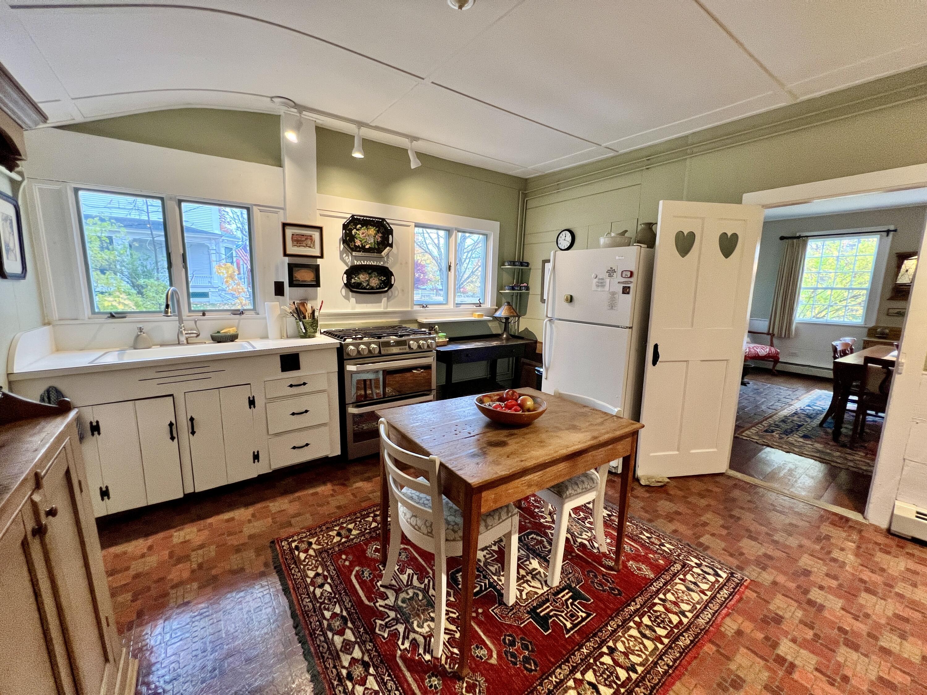 48 Lincoln Street Paris ME 04281