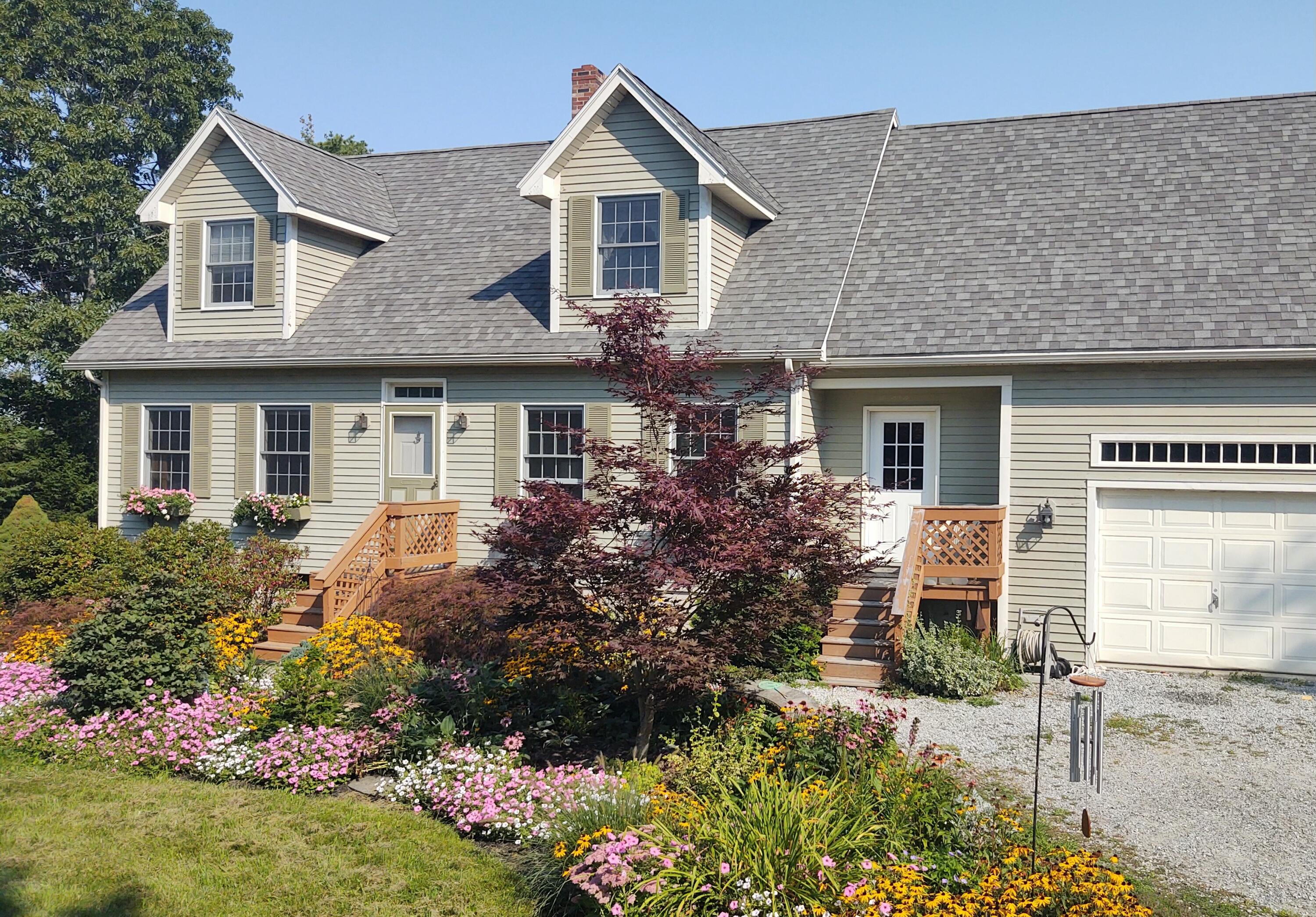 23 Iron Tree Street South Thomaston ME 04858