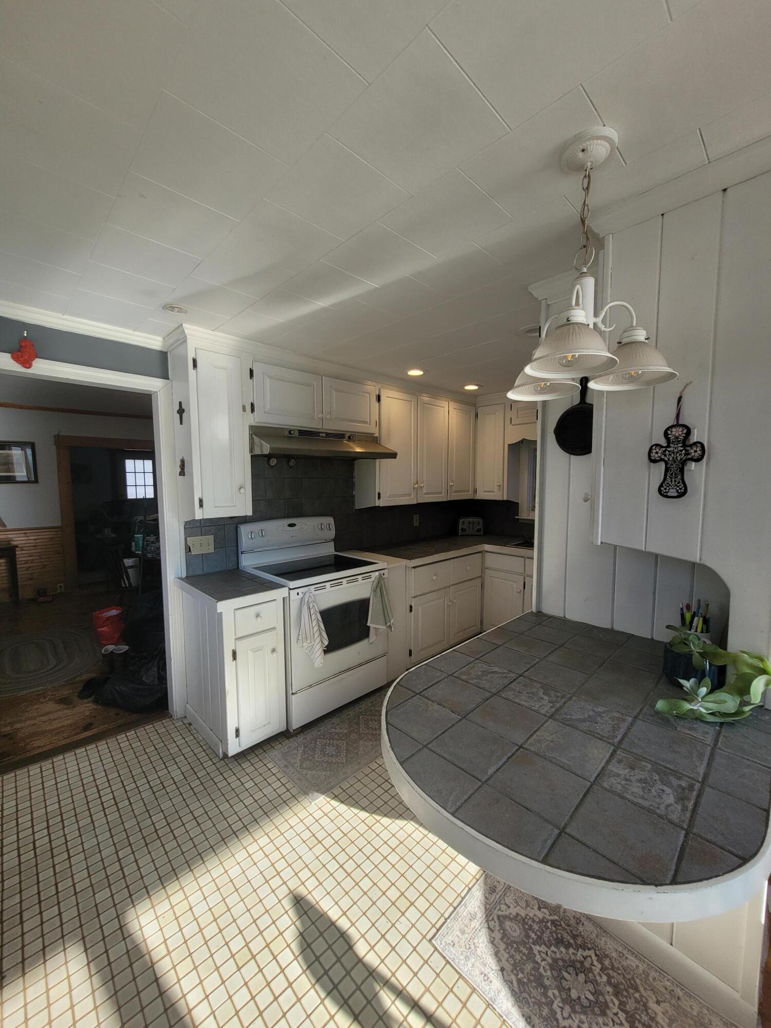 66 Village Street Jefferson ME 04348