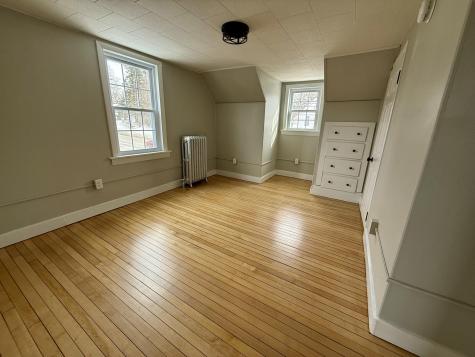 159 S Main Street Auburn ME 04210