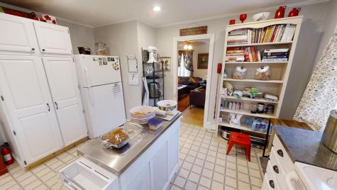 21 Mayo Street Dover-foxcroft ME 04426