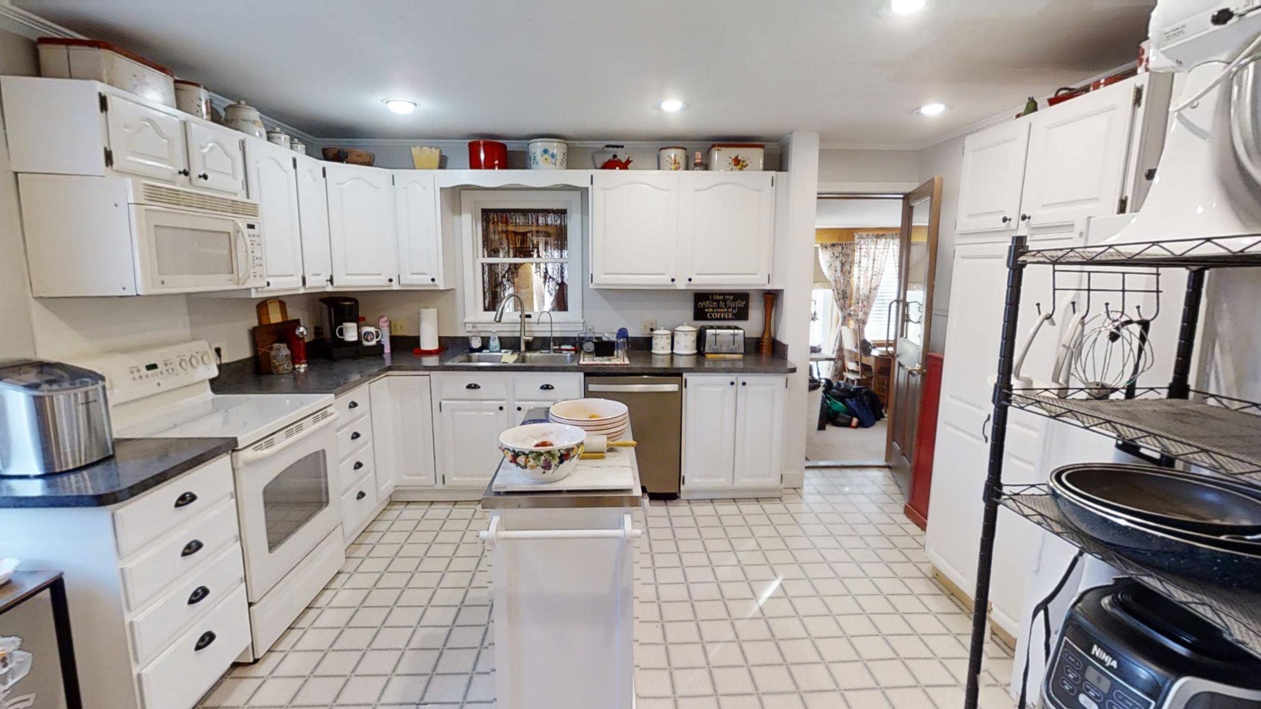 21 Mayo Street Dover-foxcroft ME 04426