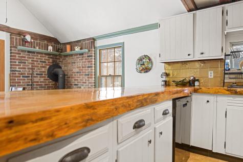 845 River Road Orrington ME 04474