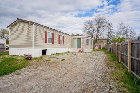19 Winn Street Lewiston ME 04240