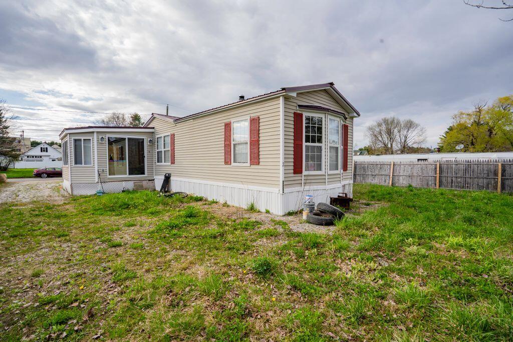 19 Winn Street Lewiston ME 04240