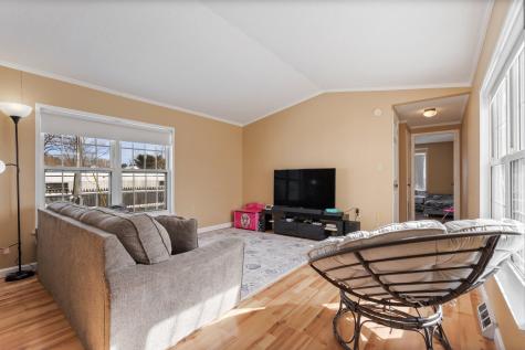 19 Winn Street Lewiston ME 04240