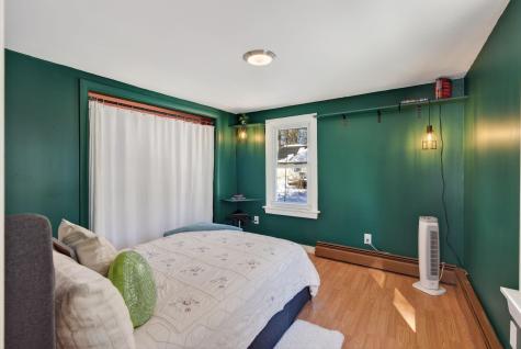 13 Highland Avenue Cumberland ME 04021